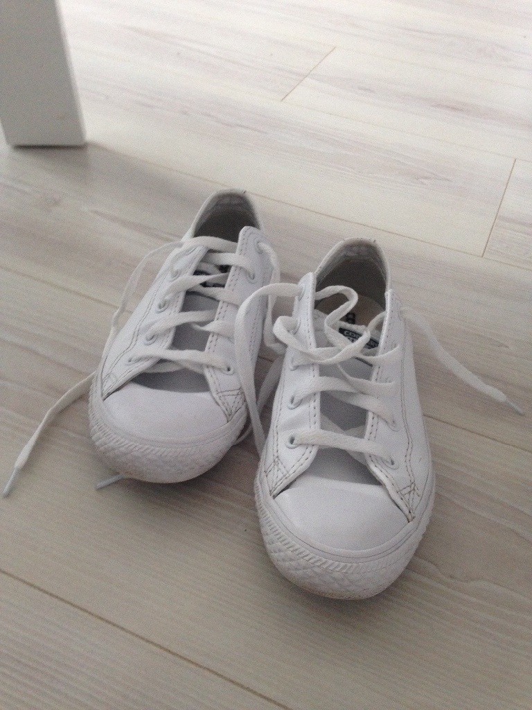 girls white leather converse